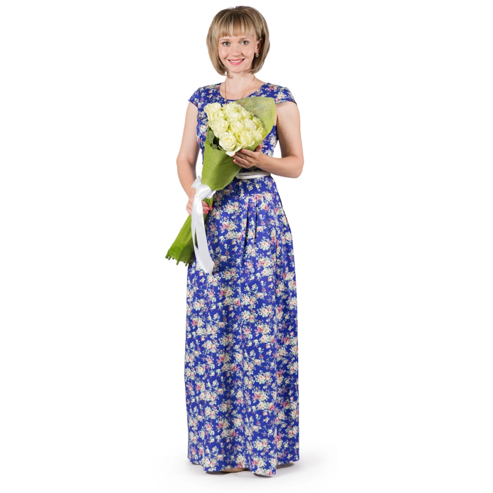 Букет из 15 белых роз в фетре Букет из 15 белых роз в фетре