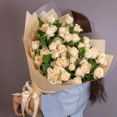 Букет «Персик» – пышные кустовые розы нежно-персикового оттенка Барнаул Алтайский край Букет «Персик» – пышные кустовые розы нежно-персикового оттенка Барнаул Алтайский край