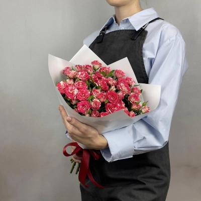 Букет «Фейерверк» – 9 пышных кустовых роз в огненной палитре Барнаул Алтайский край Букет «Фейерверк» – 9 пышных кустовых роз в огненной палитре Барнаул Алтайский край