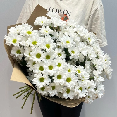 Букет «Летняя свежесть» – дыхание лета в белых хризантемах Барнаул Алтайский край